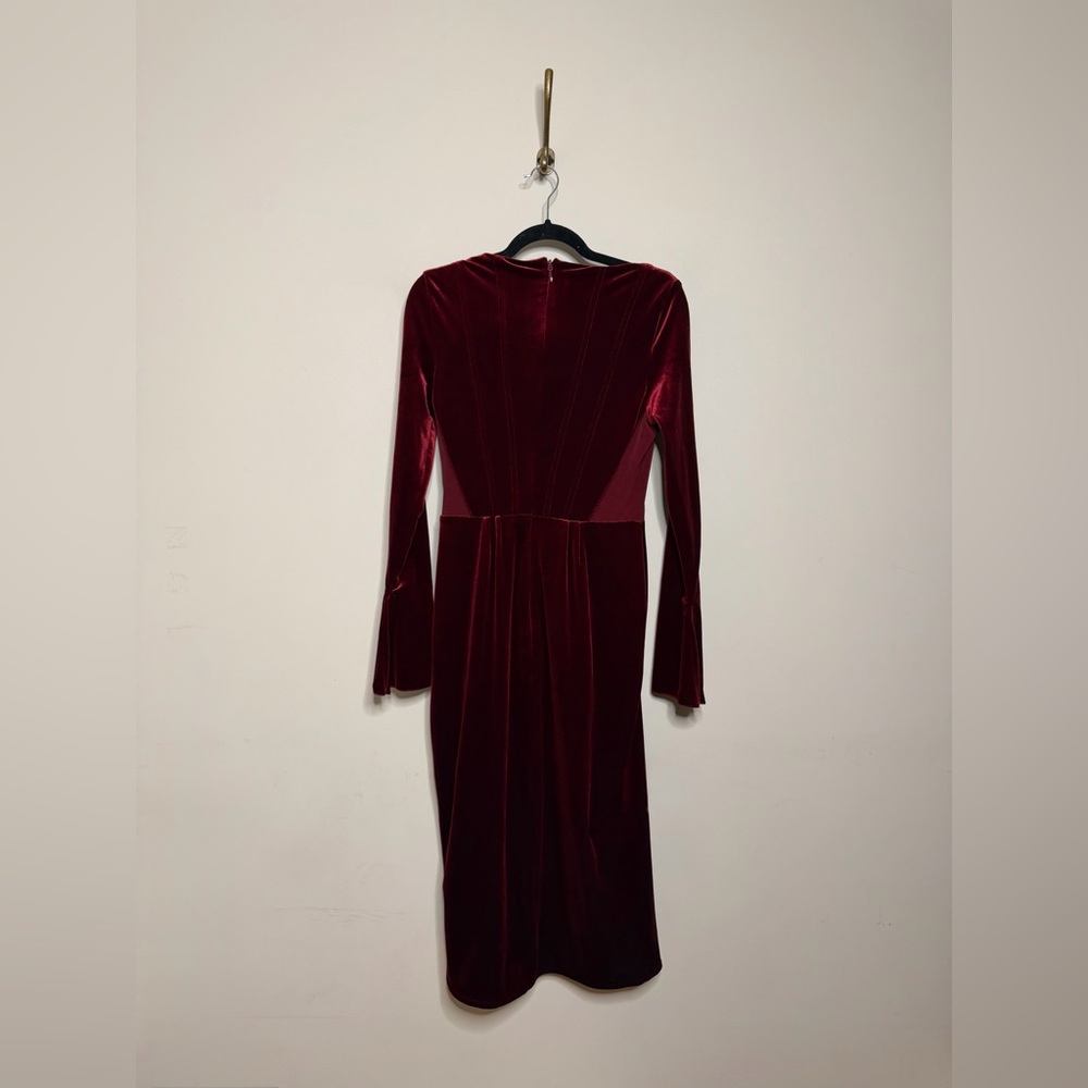 House Of CB Solaine wine red velvet corset dress Long Sleeve Midi - Picture 9 of 9